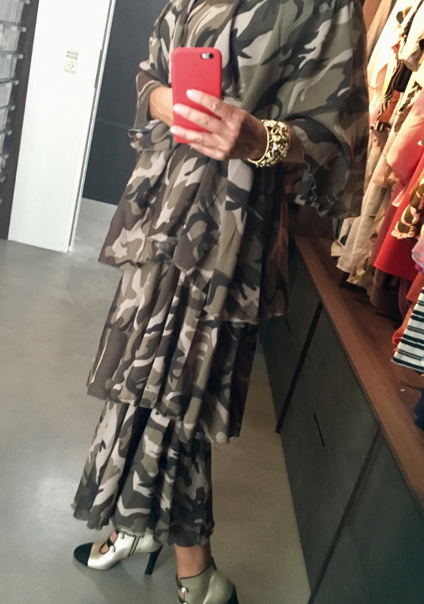 AMAZING DRESS